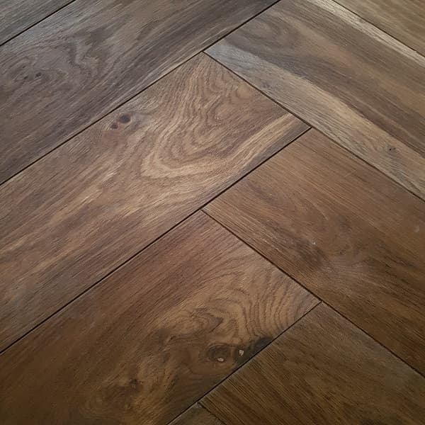 Nordland Grimsbu Eiken Visgraat Negros Rustiek Donker Gerookt Naturel Geolied 4V 750x150mm