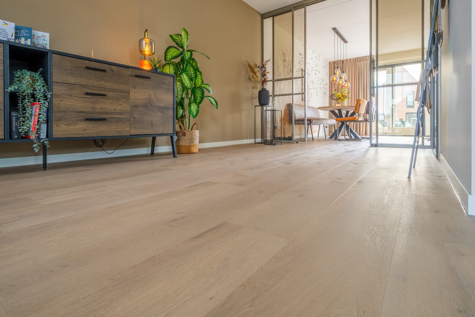 Attico 830 Rigid Click 1511x229x7mm 0,55 (met geïntegreerde ondervloer 10DB)