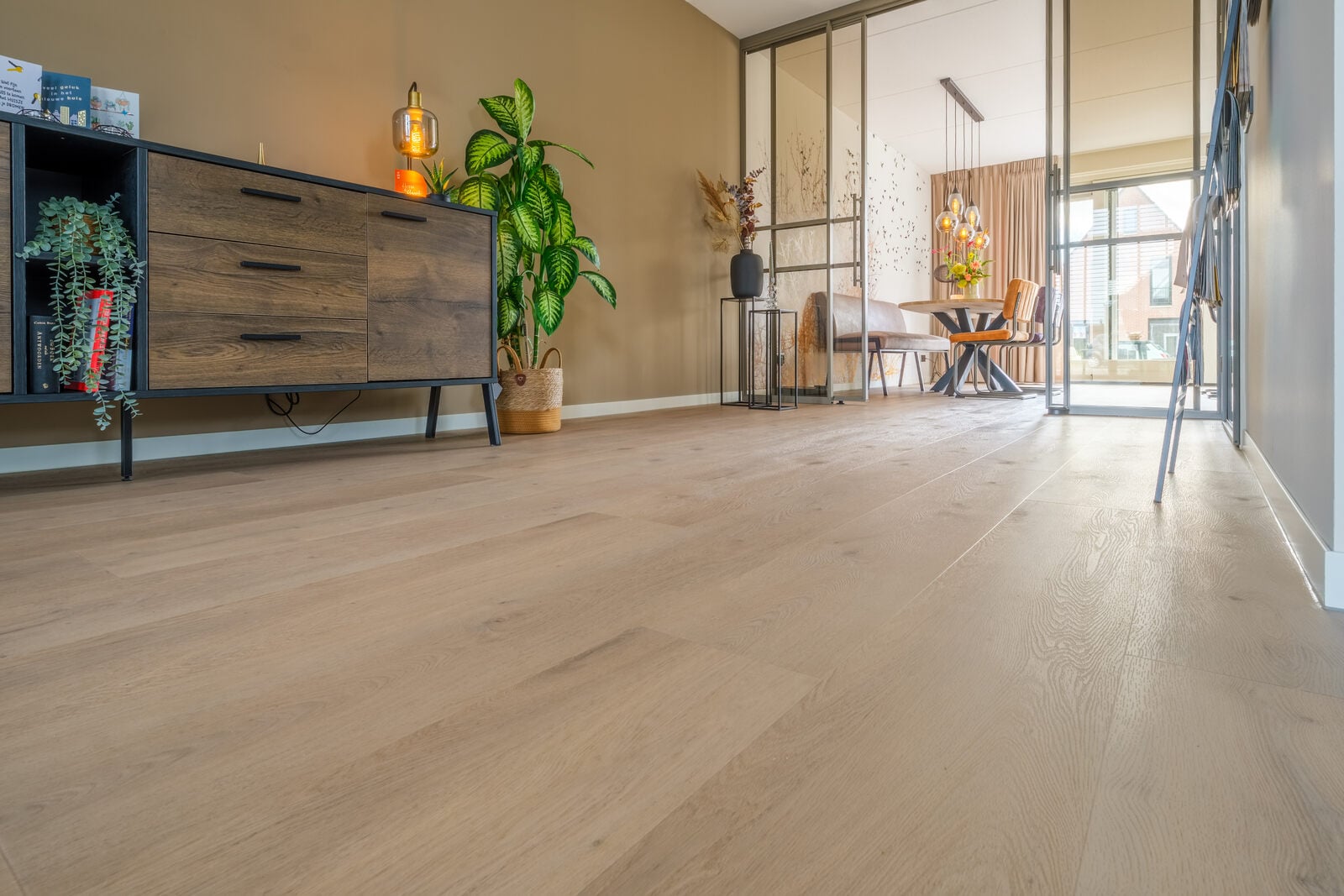 Attico 830 Rigid Click 1511x229x7mm 0,55 (met geïntegreerde ondervloer 10DB)