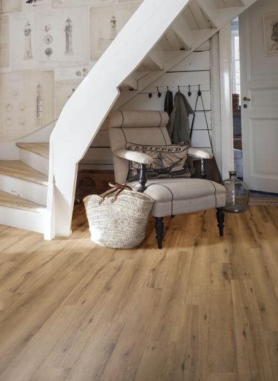 City Smoked Oak Natural klik PVC 1532x225x5mm 0,55 (met geïntegreerde ondervloer geen 10DB) - sfeerfoto 1