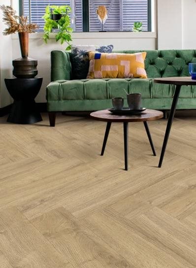 Oakland visgraat Smoked klik PVC 735x147x6mm 0,55 (met geïntegreerde ondervloer geen 10DB) - sfeerfoto 1