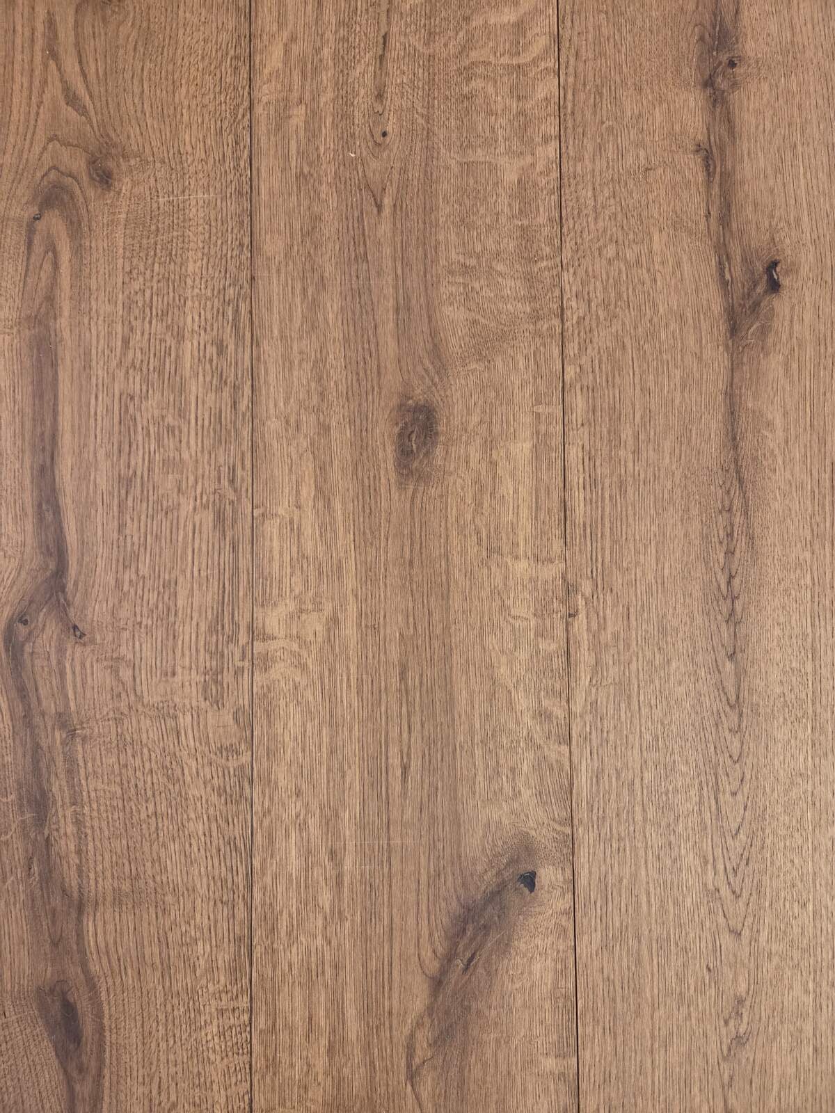 Noble Timber 22 cm breed B Walnoot 1/6 deelplank bestaande uit 2 stukken minimale lengte 60cm 5/6 lengte 220cm (maatwerk)